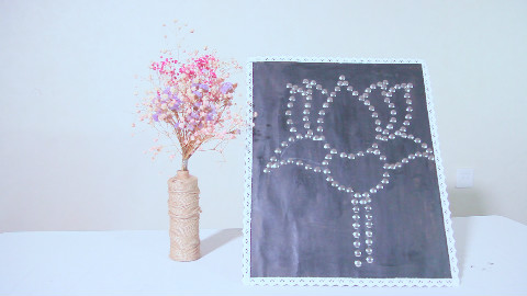 学会运用图钉DIY,手残党也能做出好看装饰画